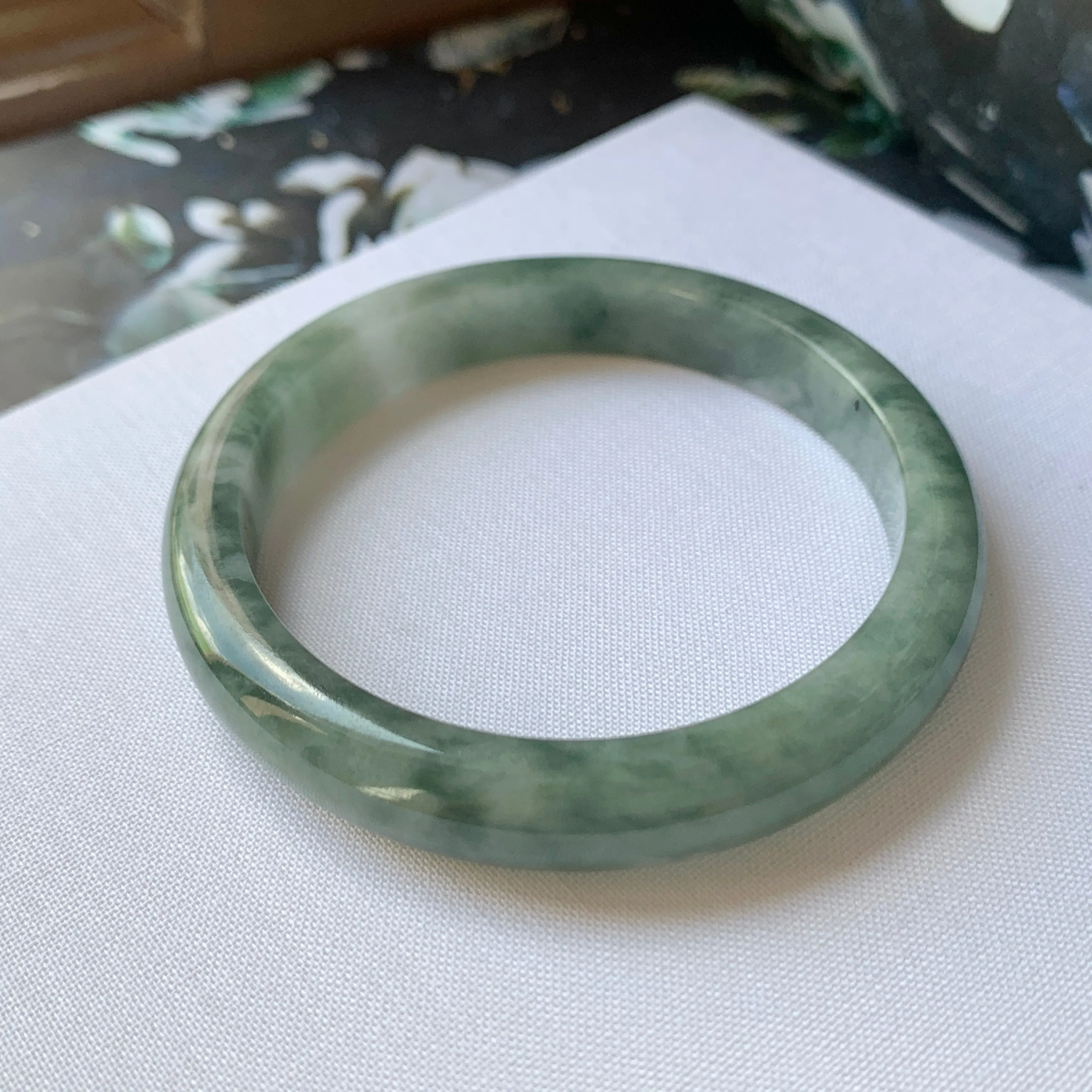 56.4mm A-Grade Natural Floral Bluish Green Jadeite Modern Round Bangle No.151936