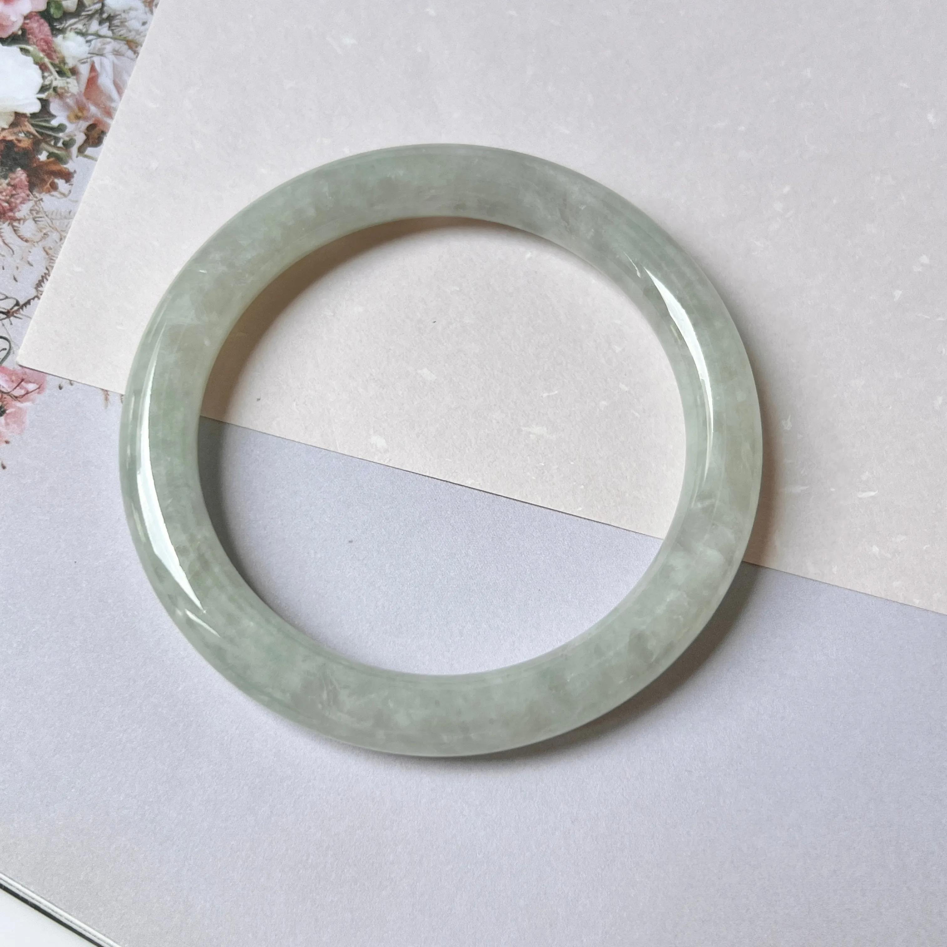 57mm A-Grade Natural Lavender Green Jadeite Traditional Round Bangle No. 151994