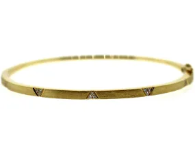 DILAMANI  - Diamond Triangle Bangle Bracelet